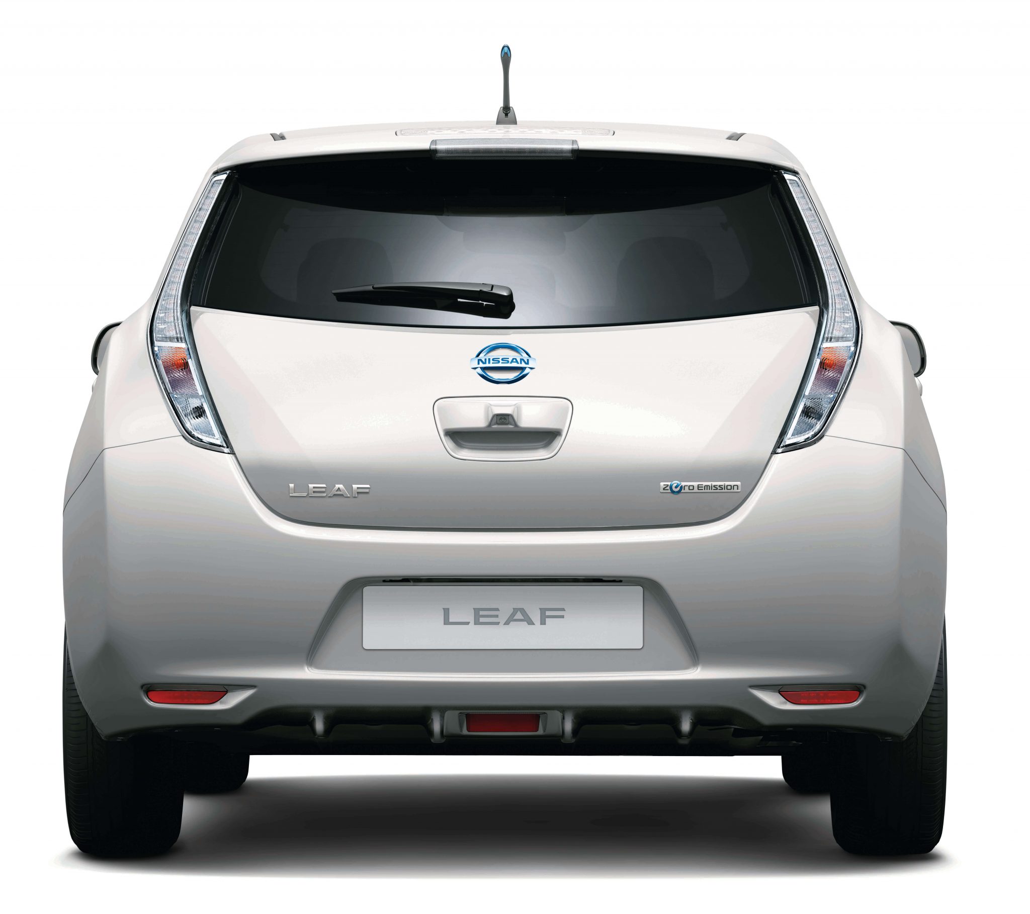 NISSAN LEAF, PIONEER IN THE JOURNEY TO ZERO EMISSIONS Nissan Malaysia